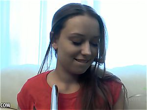 Jia plays her with groin before using a fucktoy